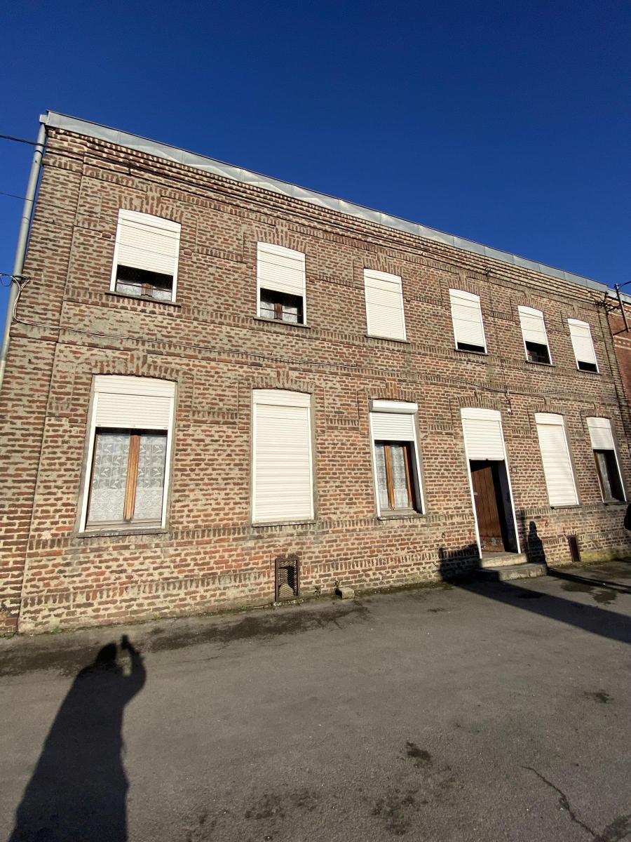 Maison à Neuville-Saint-Rémy