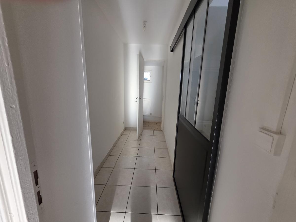 maison à Neuville-Saint-Rémy