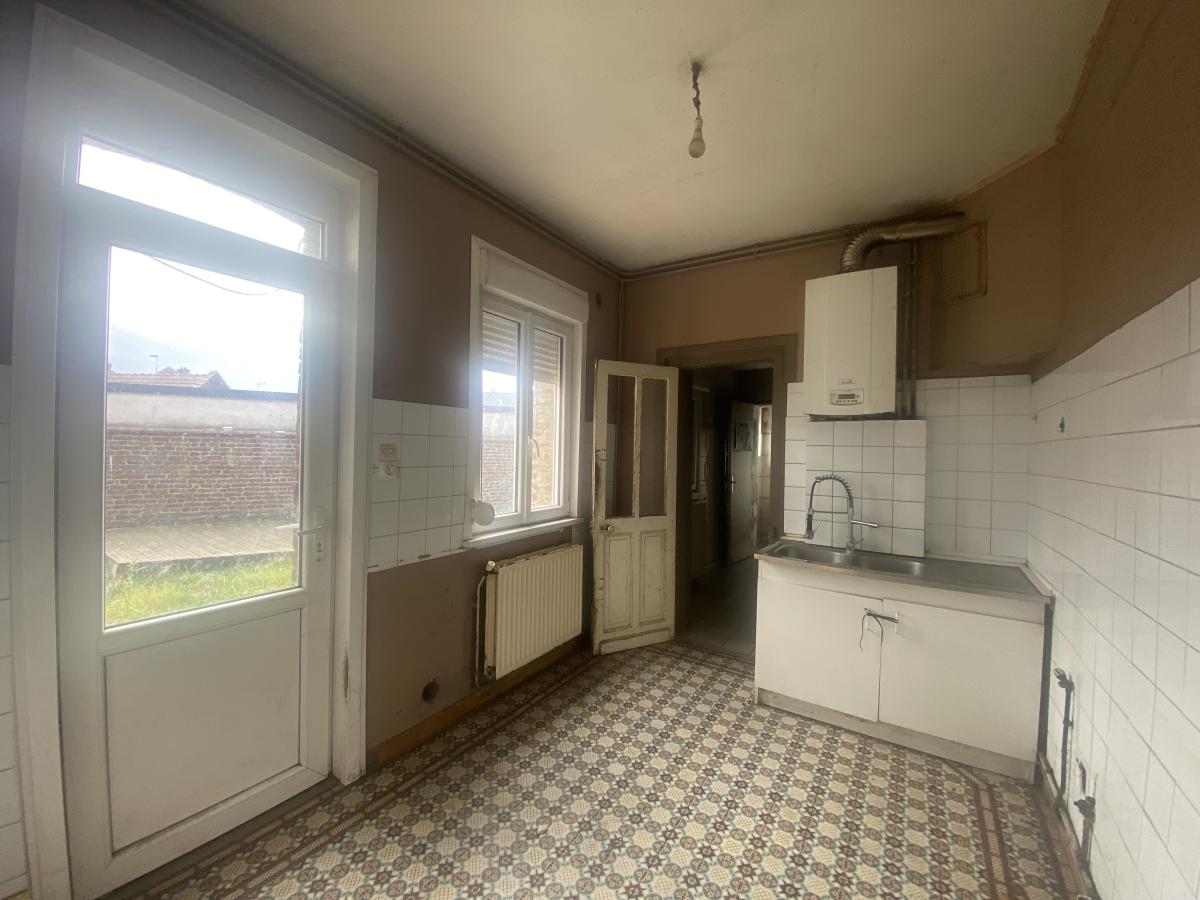 maison à Neuville-Saint-Rémy
