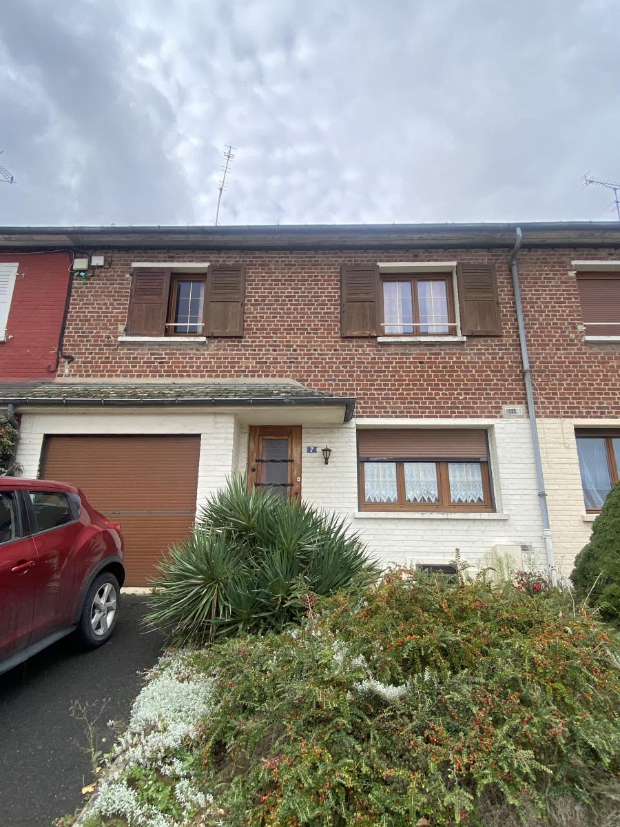 maison à Neuville-Saint-Rémy