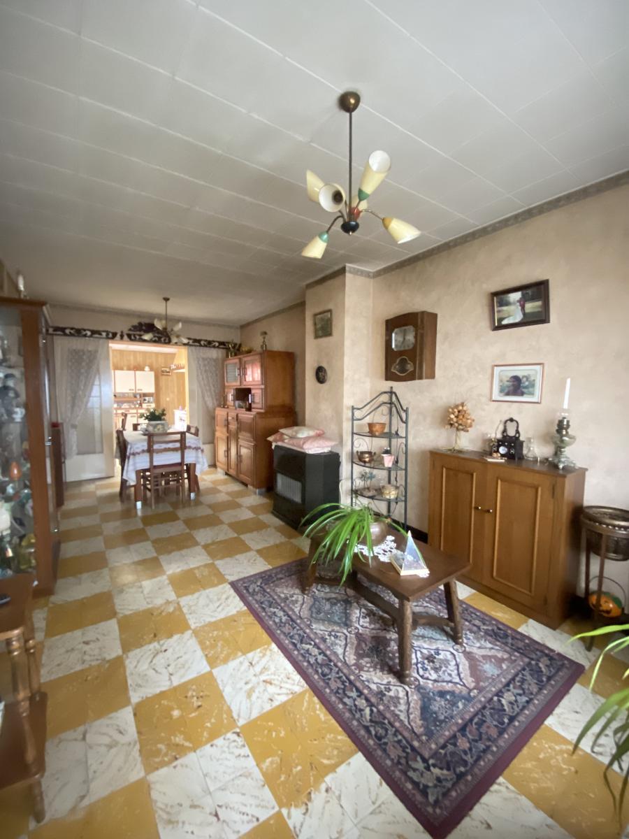 maison à Neuville-Saint-Rémy