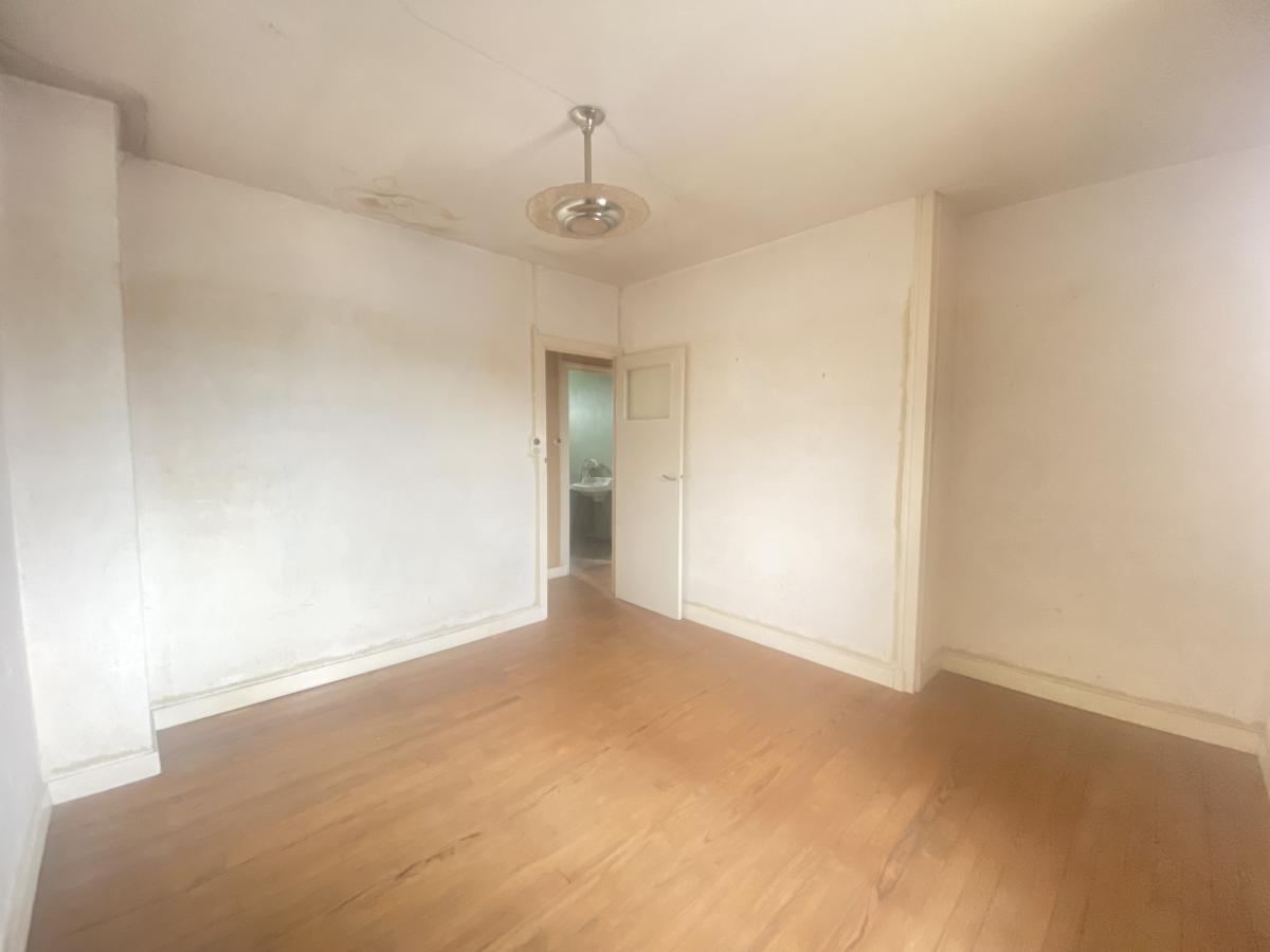 maison à Neuville-Saint-Rémy