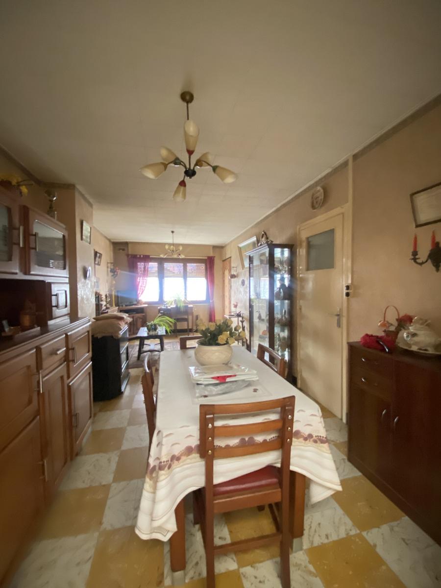 maison à Neuville-Saint-Rémy