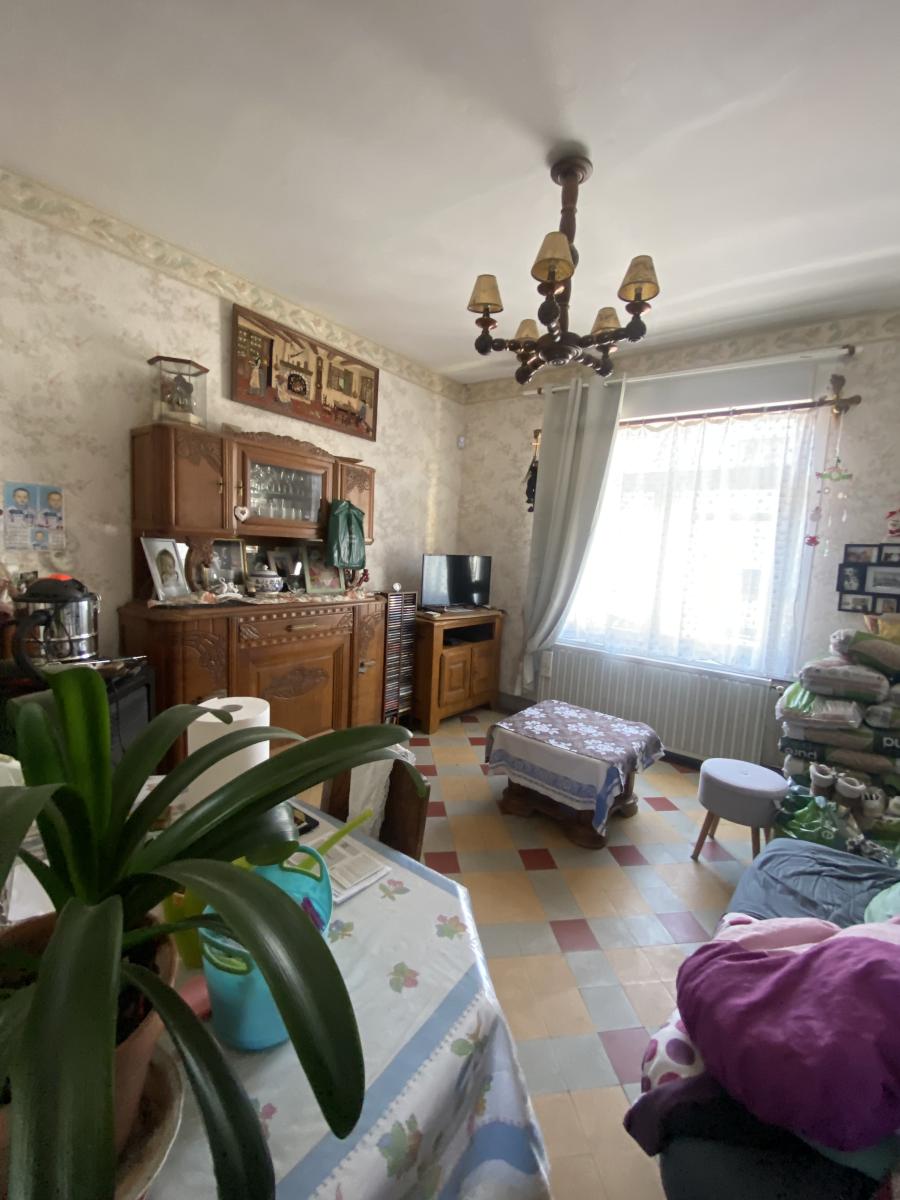 maison à Neuville-Saint-Rémy